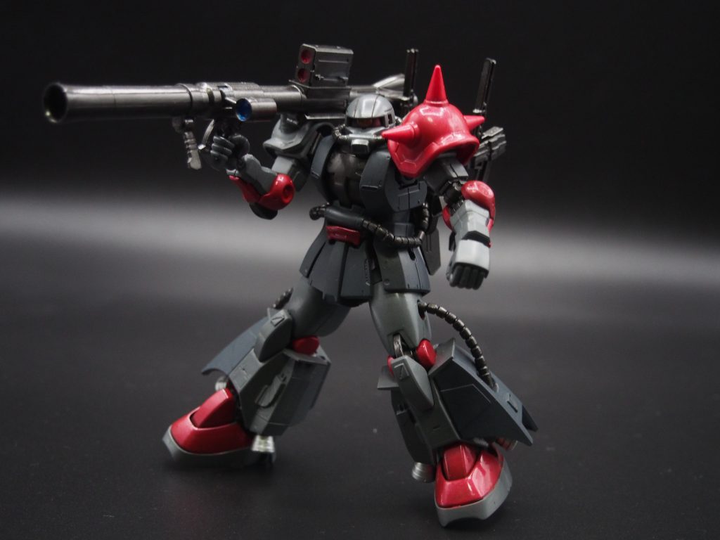 ザクバズーカ標準的なバズーカチューンナップを重ねられており威力は上がっている