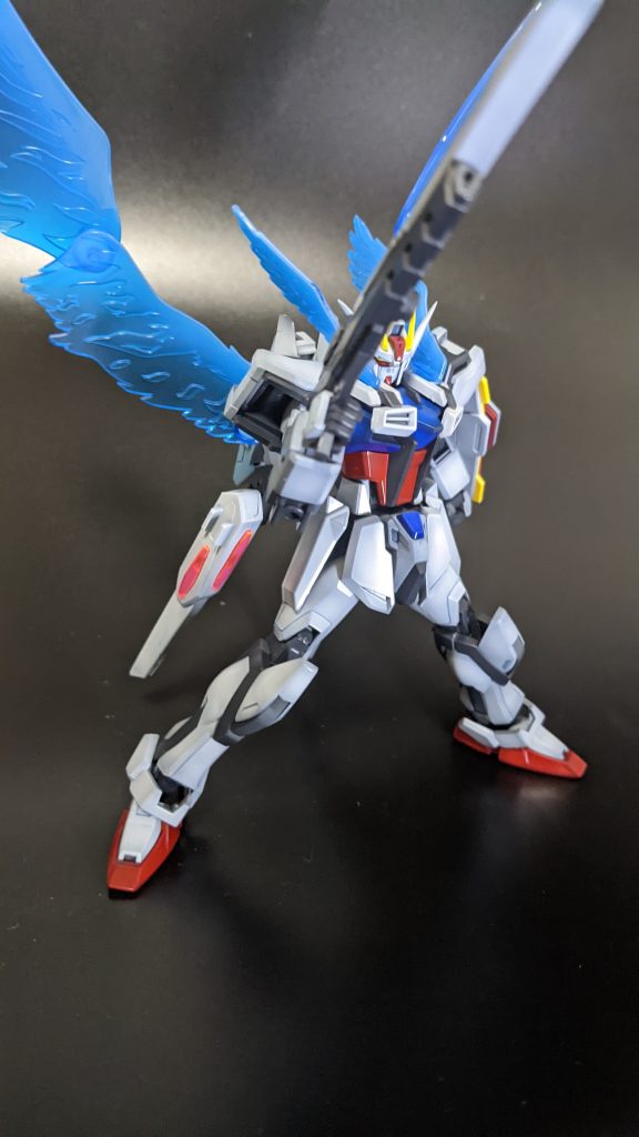 EGストライク–3枚目/制作者：@Rez_044