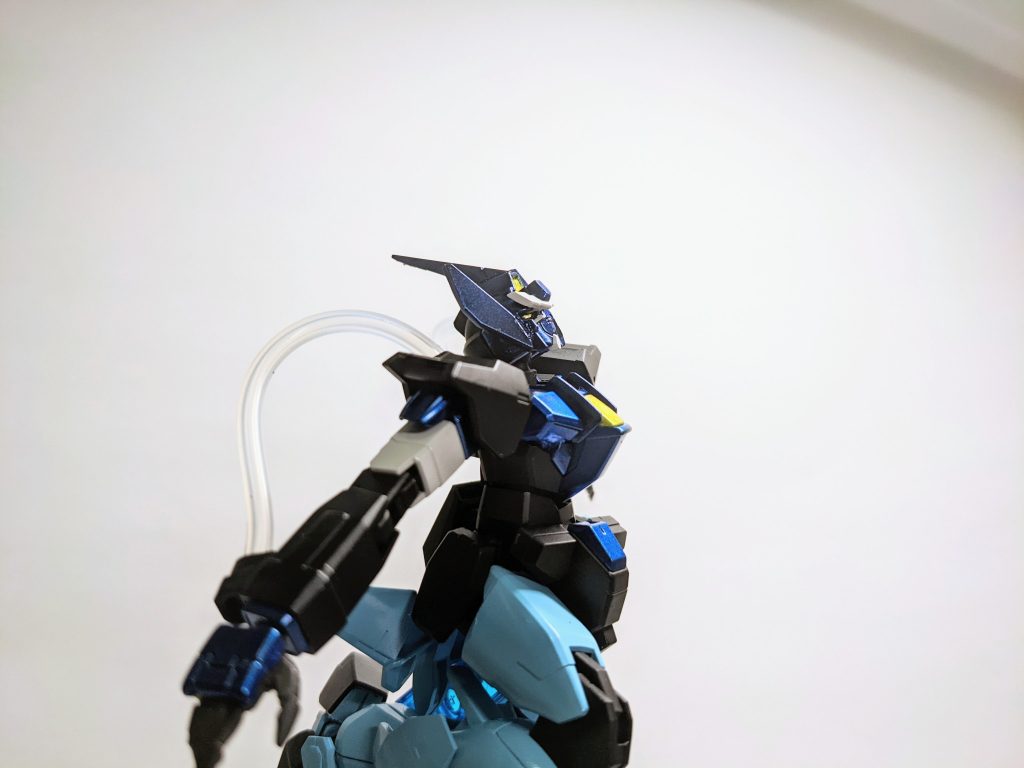 腕の特徴的なチューブも完璧に再現しています〜