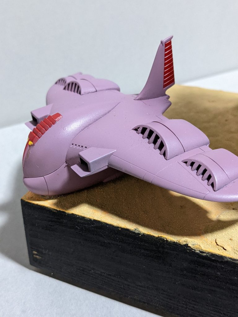 旧キットのガウ少し淡めに塗装してあります。