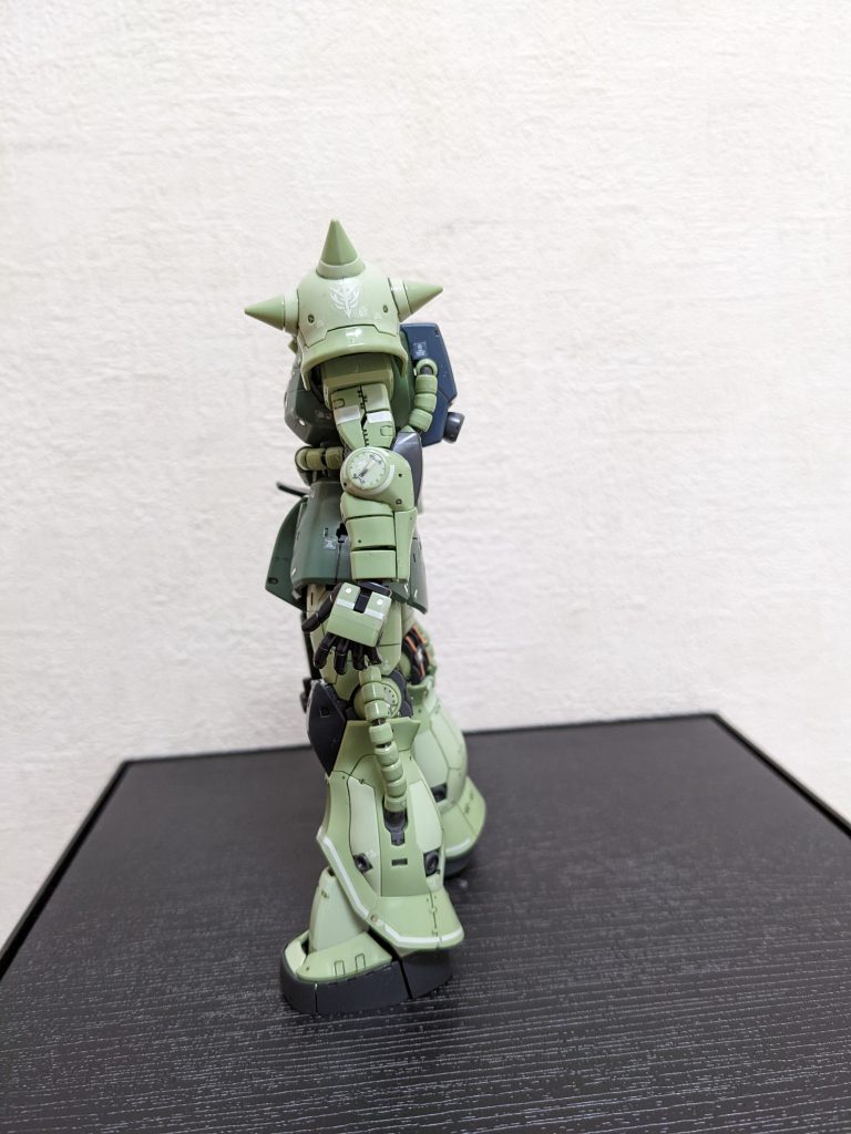 左横薄いグリーンがさらに2色のグラデになってるのが良い!色味も最高です😄