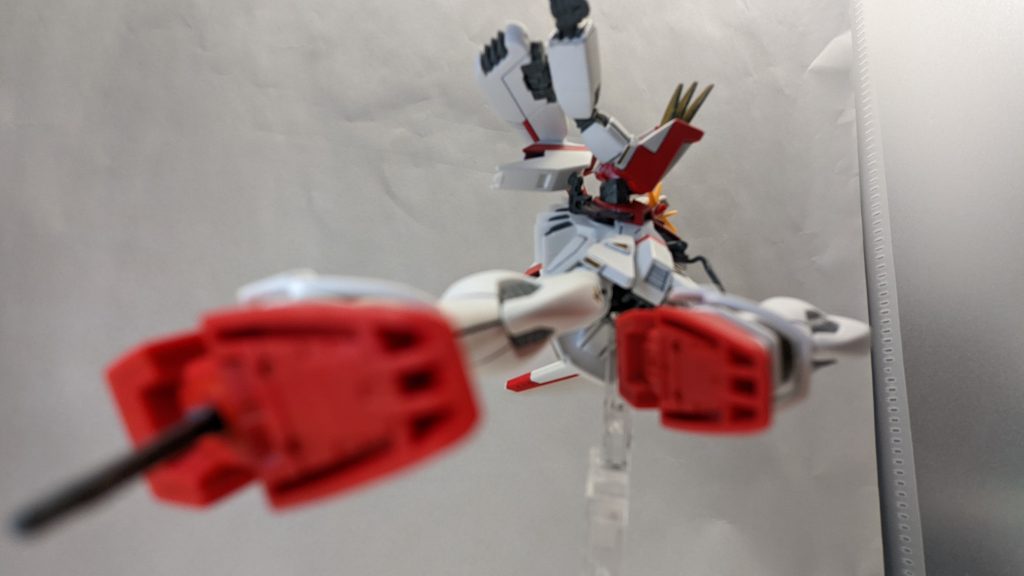 ちなみにこれはスマホのカメラの限界に挑んだやりすぎパースキック僕は好き