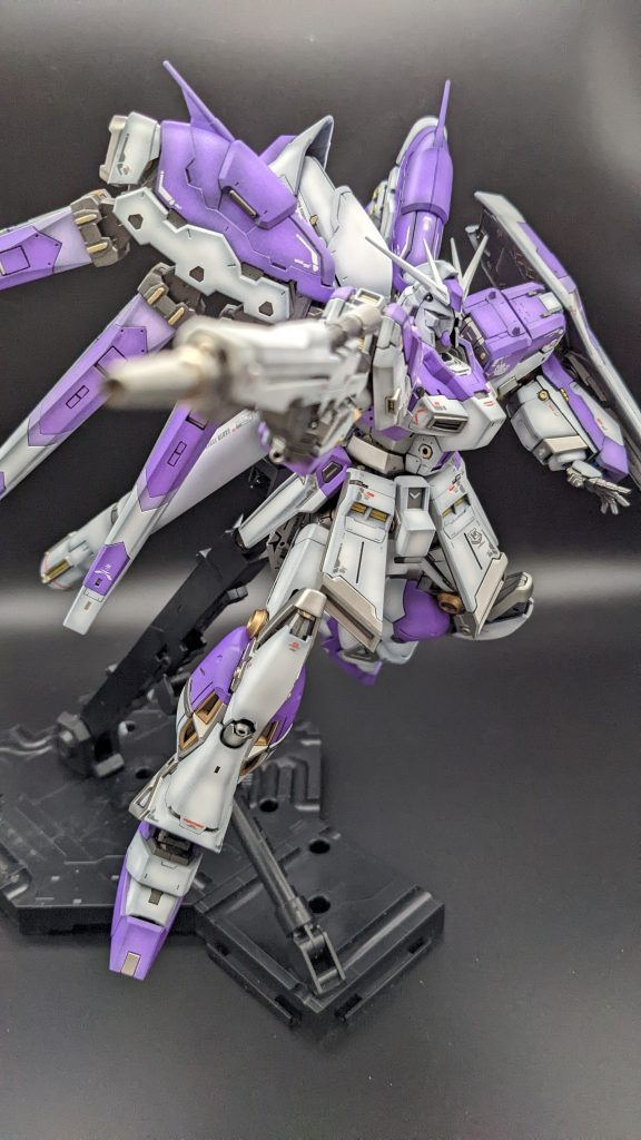 ＲＧ HI-νガンダム　グラデーション塗装–4枚目/制作者：Youtwo