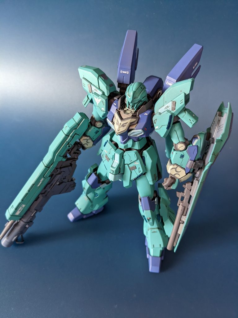 ナラティブを休みに鑑賞していましたら、シナンジュスタインをどうしても作成したくなり、ずっと積んでいたシナンジュスタインを引っ張りだしました。