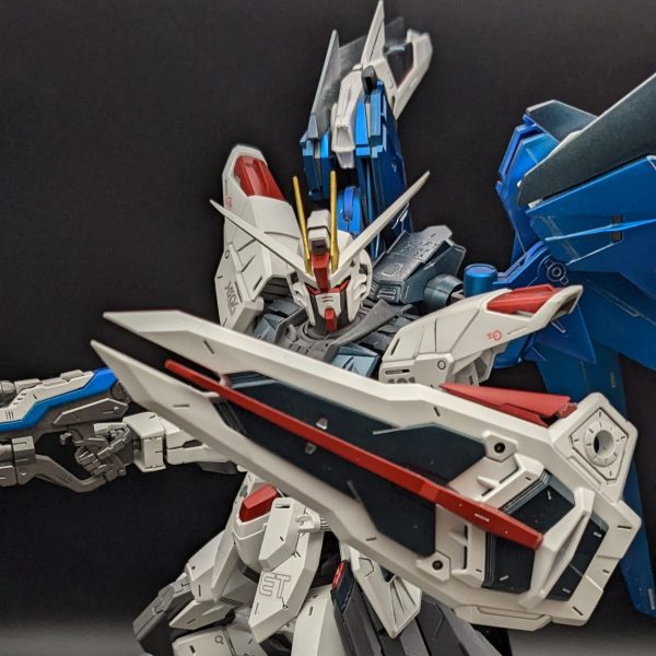 フリーダムガンダム　キャンディ塗装