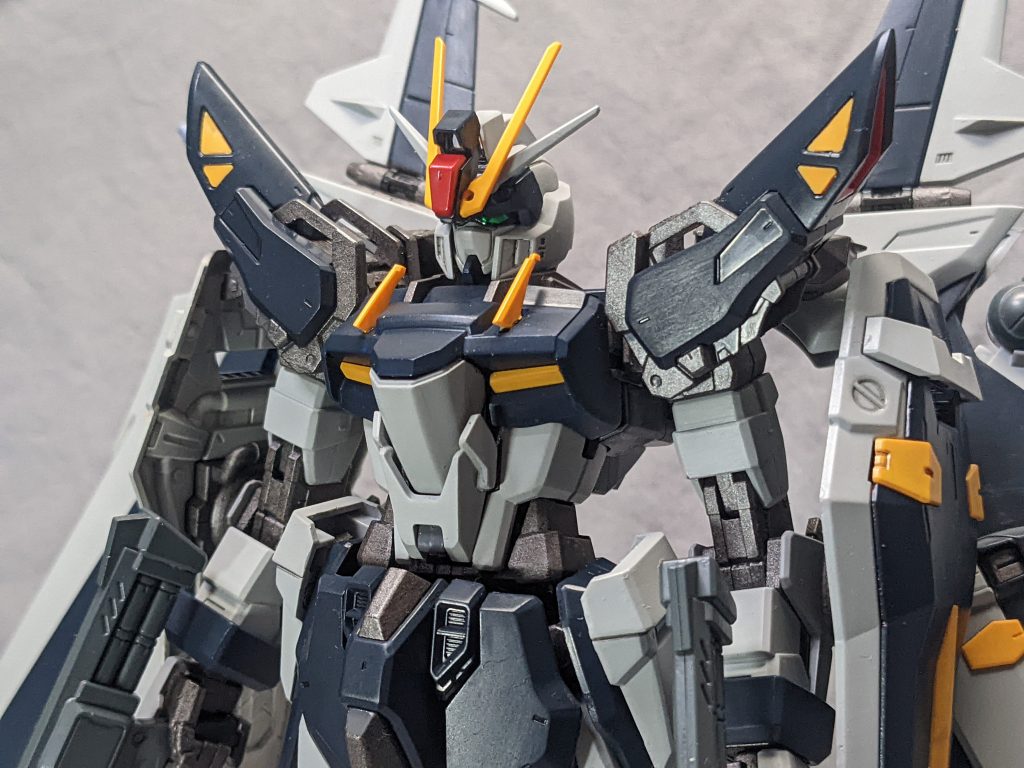 カラーリングは黒と青の中間くらいでまとめました。