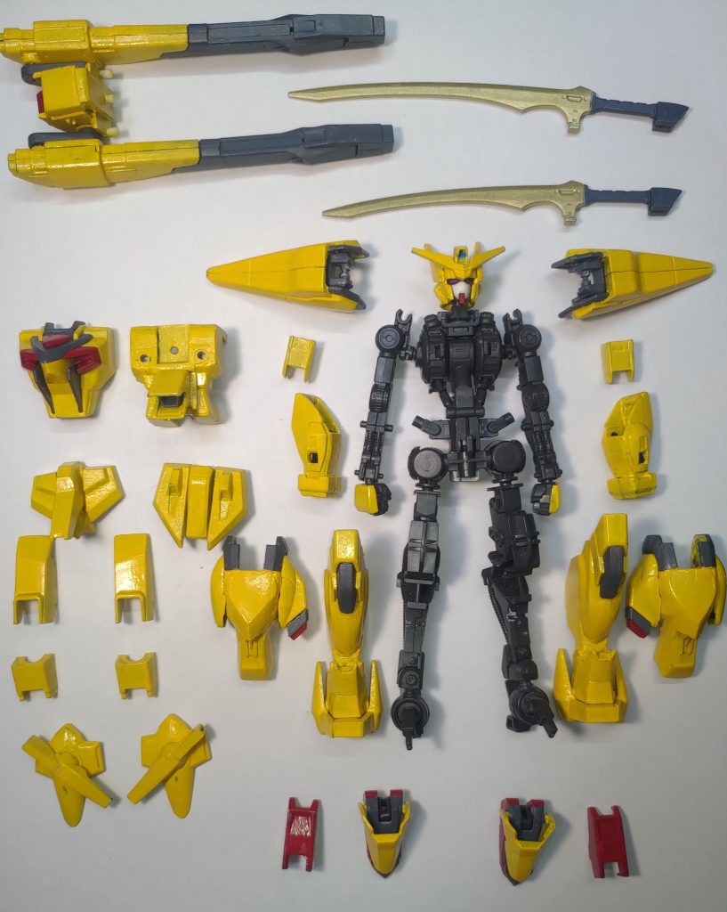 もちろん。すべての装甲を外すことができます。今回の機体では、頭部をガンダムフレーム機から改造するのではなく、アカツキをそのまま流用しました。また、金メッキをはがしたり、黄色の隠ぺい力が低くて苦戦したりとありましたが、どうにか完成しました。自分の作成した機体から考えていったところ、ソロモン72柱の王があと2機+アスモデウスで9機揃うので、そちらを作っていく予定です。(ベリアルはVer.2.0化しているので再投稿予定です。)ここまで見ていただきありがとうございました。