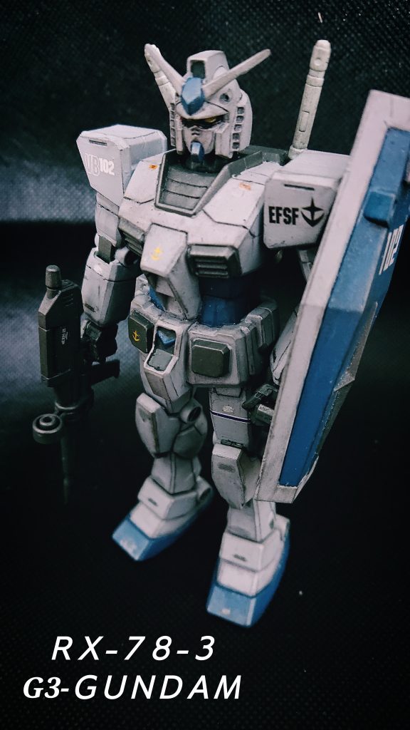 今回は合わせ目消しと軽くC面をデザインナイフでシャリっとカンナ掛けしました。