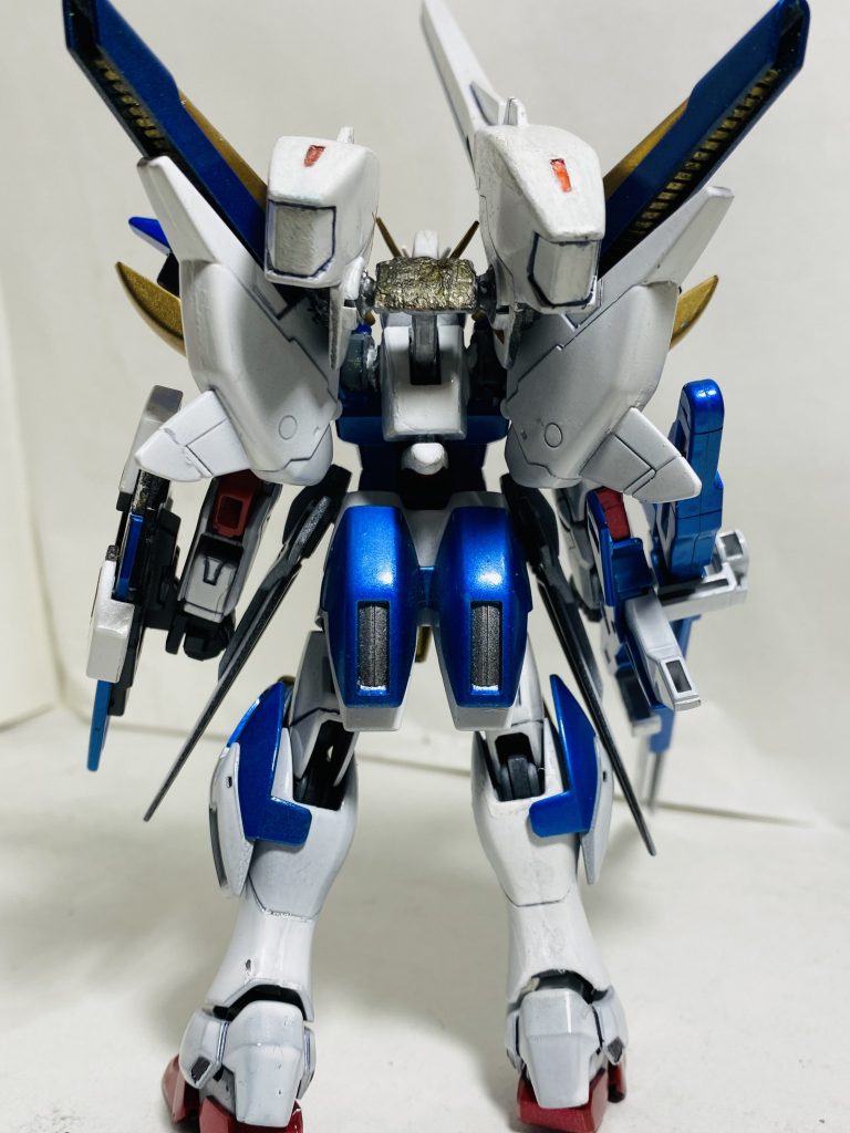 背面。T字棒はもうちょい綺麗に表面処理できそうですね。また追々やってみようかと思います。