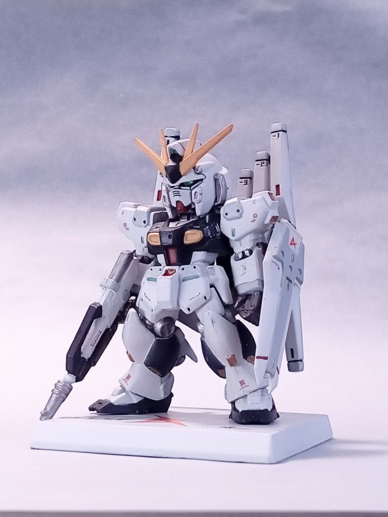 コンバージ・ダブルフィンファンネルニューガンダム・リペイント改造–2枚目/制作者：マッドさん