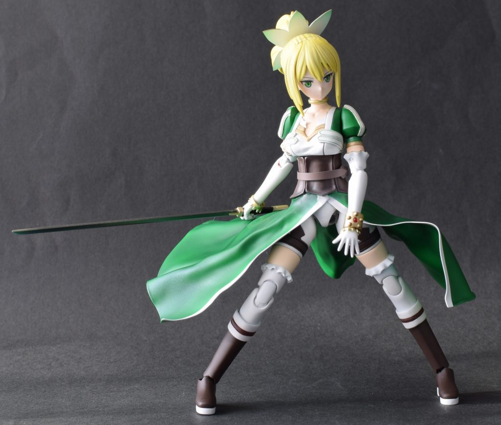 コルセット?もパテです。レッドブラウンのグラデにクリアブラックでシャドーを入れています。