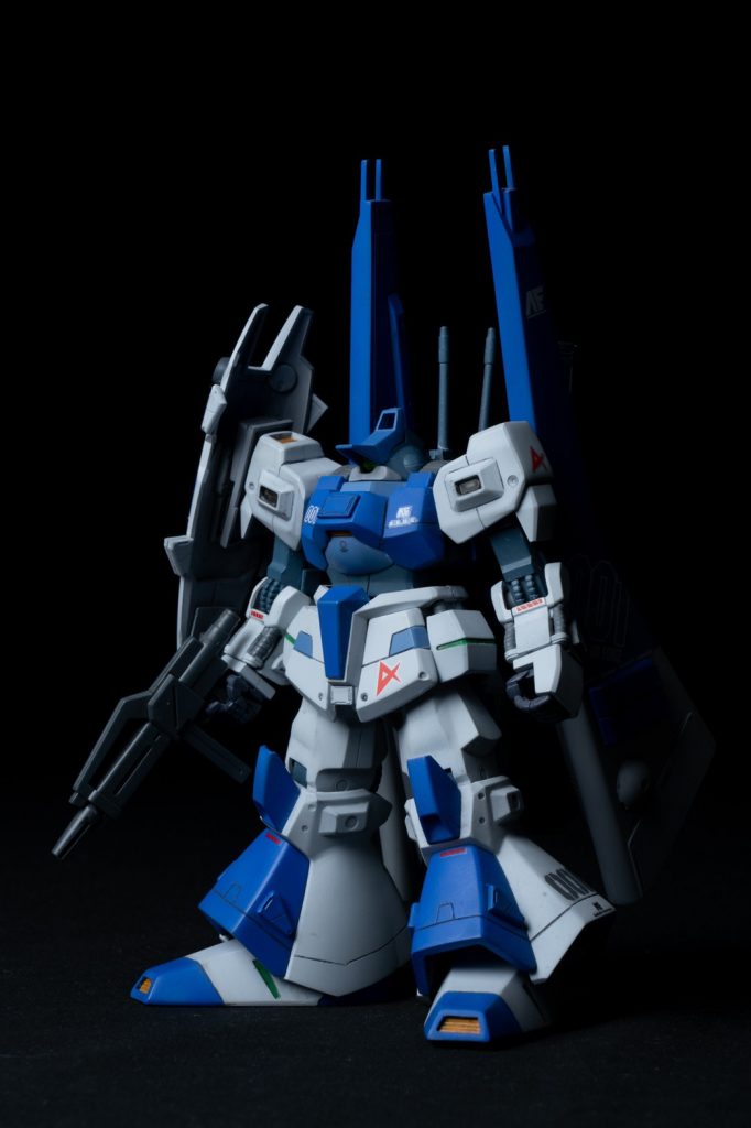 フロントサイドです。Hi ν っぽい配色でアムロ感を無理くり出してますw