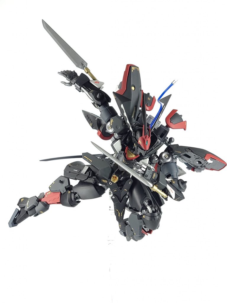 忍(シノビ)モード忍者をイメージしたスピード重視の軽装形態