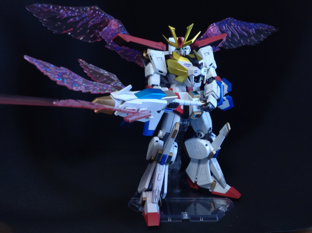 更にサポートメカ(鳥)と合体し、必殺剣発動！