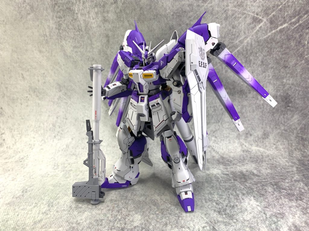 RG Hi-νガンダム–2枚目/制作者：guplafactory
