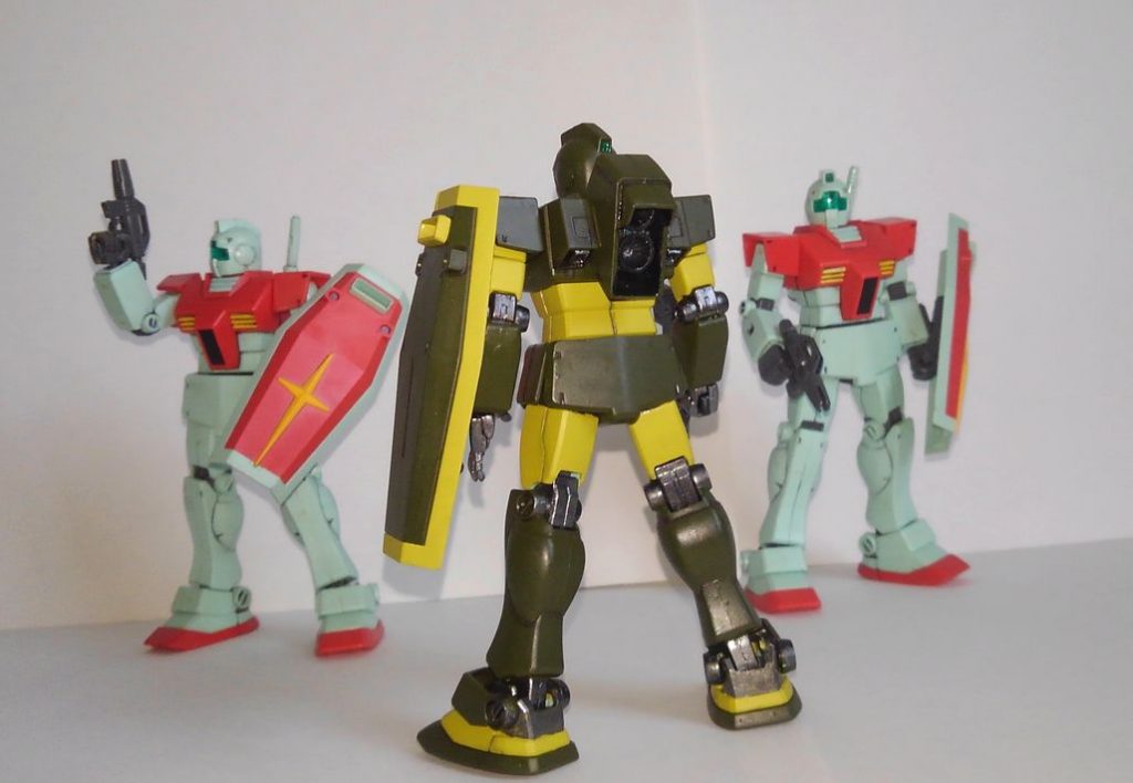 というわけでHGUCジムさんに旧キットネモのバックパックを搭載した次第です！このくらいモールド少な目の方がHGUCジムくんには合いますね。