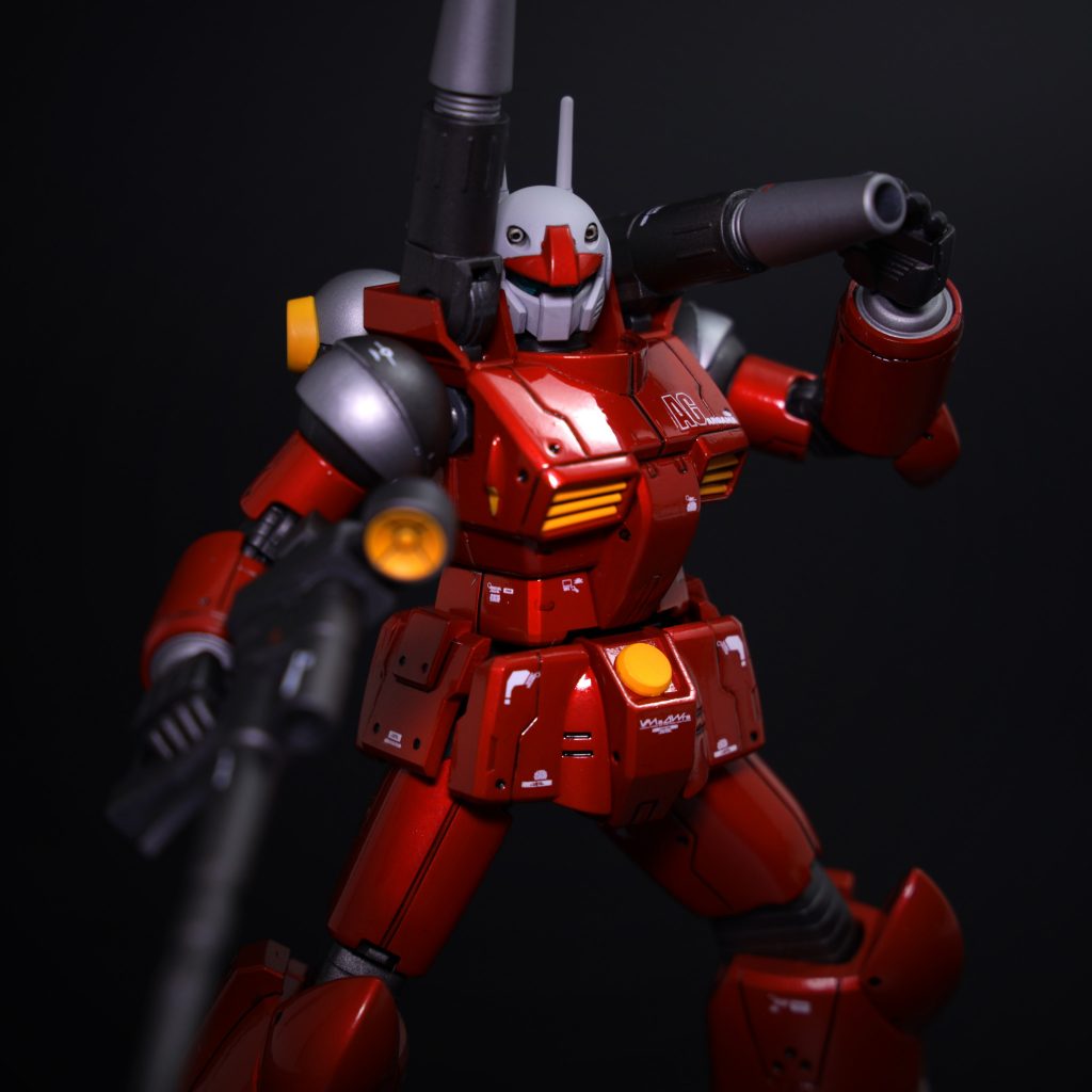 ビシッ！赤い。