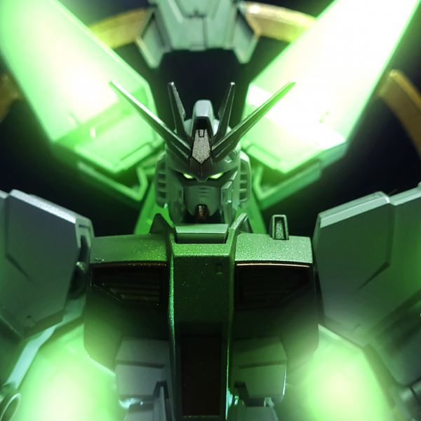 νガンダム　疑似サイコフィールド試験機