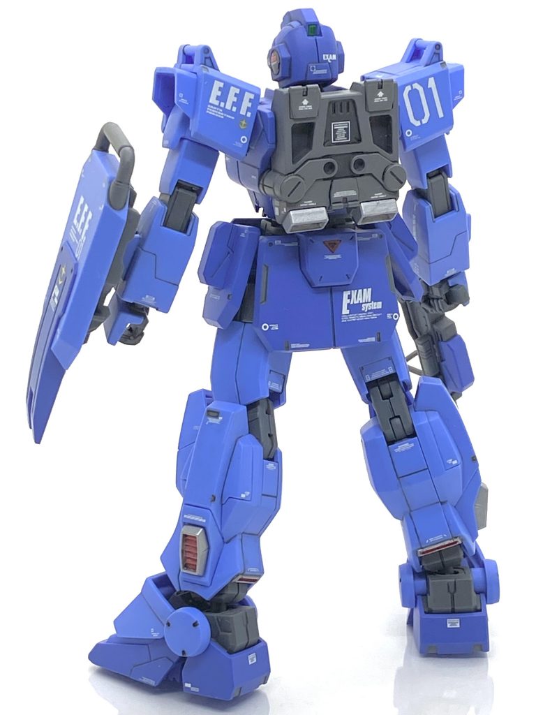 塗装箇所とカラーレシピマシンガン先端、バーニア外部→(ガイア)フレームメタリック(1)シールドフック、外装凹部等→(クレオス)ニュートラルグレーバーニア内部→(クレオス)GXメタルレッド