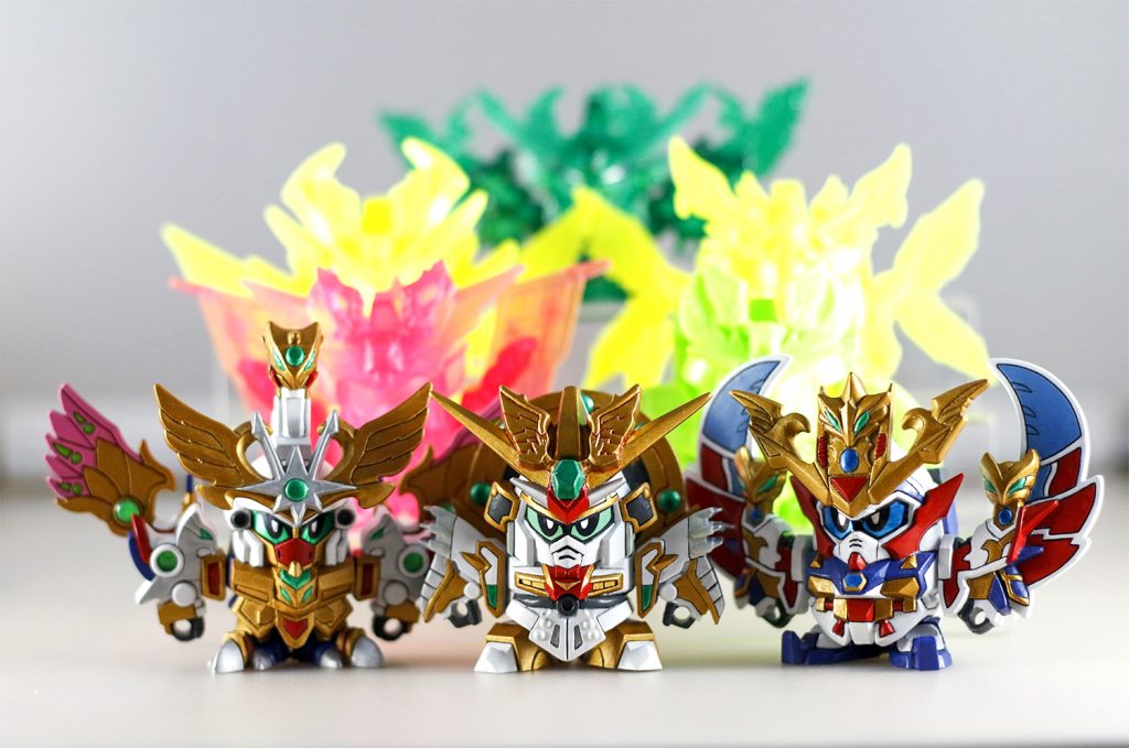 これでようやく三体目。残りは五体になりました。いつになるかはわかりませんが、全部仕上げてキラッキラな集合写真を撮りたい。