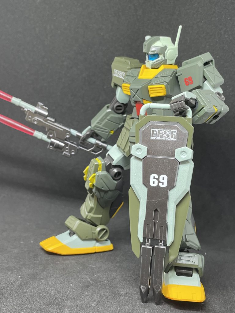 シンプルに設定に沿ったカラーリングで仕上げてます。慣れないエアブラシで難航した覚えが…