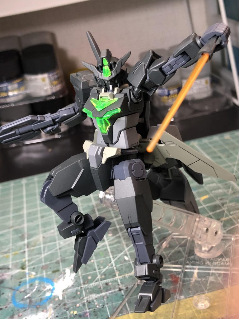 フルバーニアーオマージュの近接斬りつけ