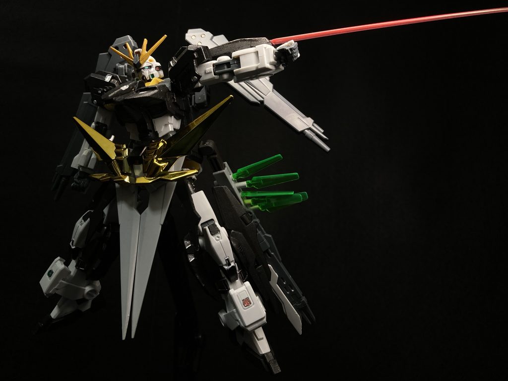 決めポーズ！！アゲンストではこの機体が活躍するかもなので！ぜひ！見てください！！（厚かましい） では！ご観覧頂きありがとうございましたー！ https://gumpla.jp/hg/1057355装備違いガンダムウィンドウン/GGもあります！