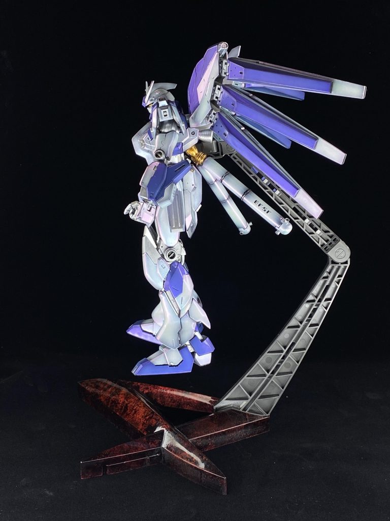 台座をつなぐジョイントは2回折れましたがエポキシ接着剤で復活してます。