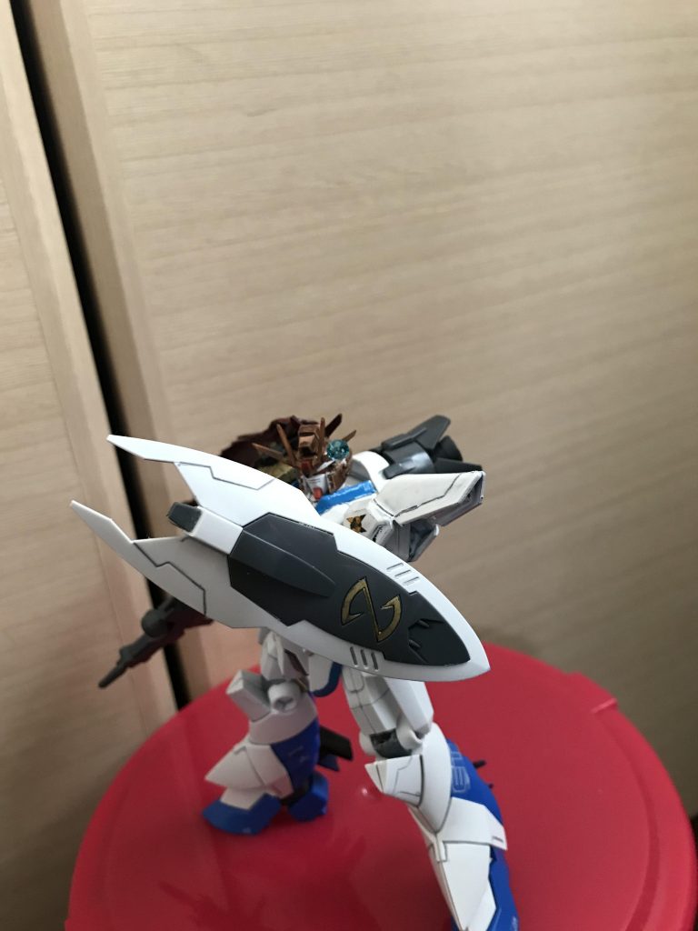 シールド一応、プロビデンスに付属するビームサーベルの刃を取り付けることでぶんぶんできる…ぶんぶんできるとは?!?!?