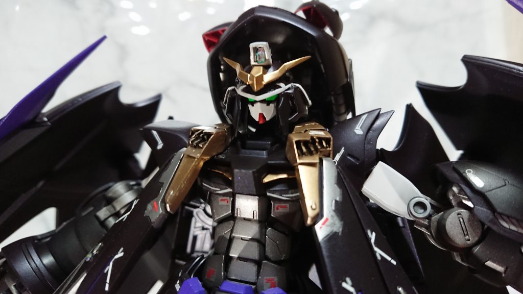 頭部はヘルが好きなのでヘルベースに改造小顔にしましたバックパックのハイパージャマーが胸のダクト、フード猫耳から発生します