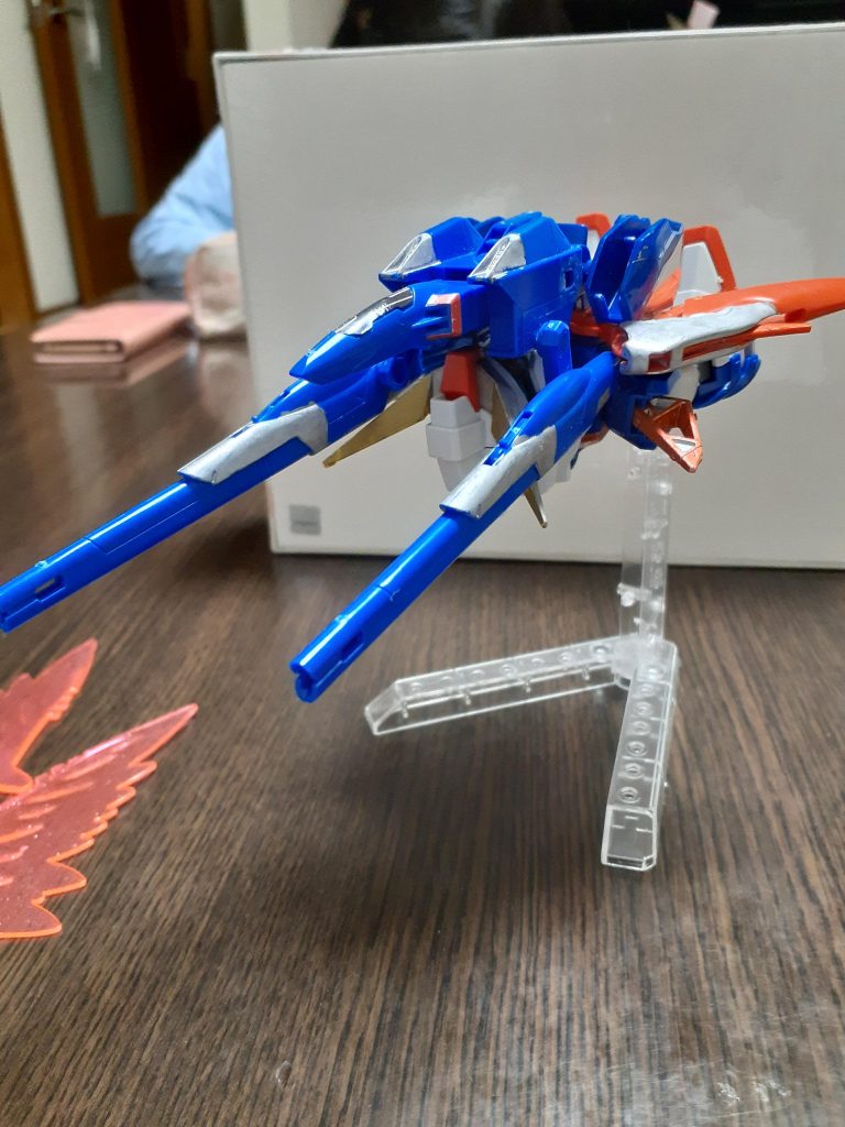 こいつの変形としてジェット形態になります。