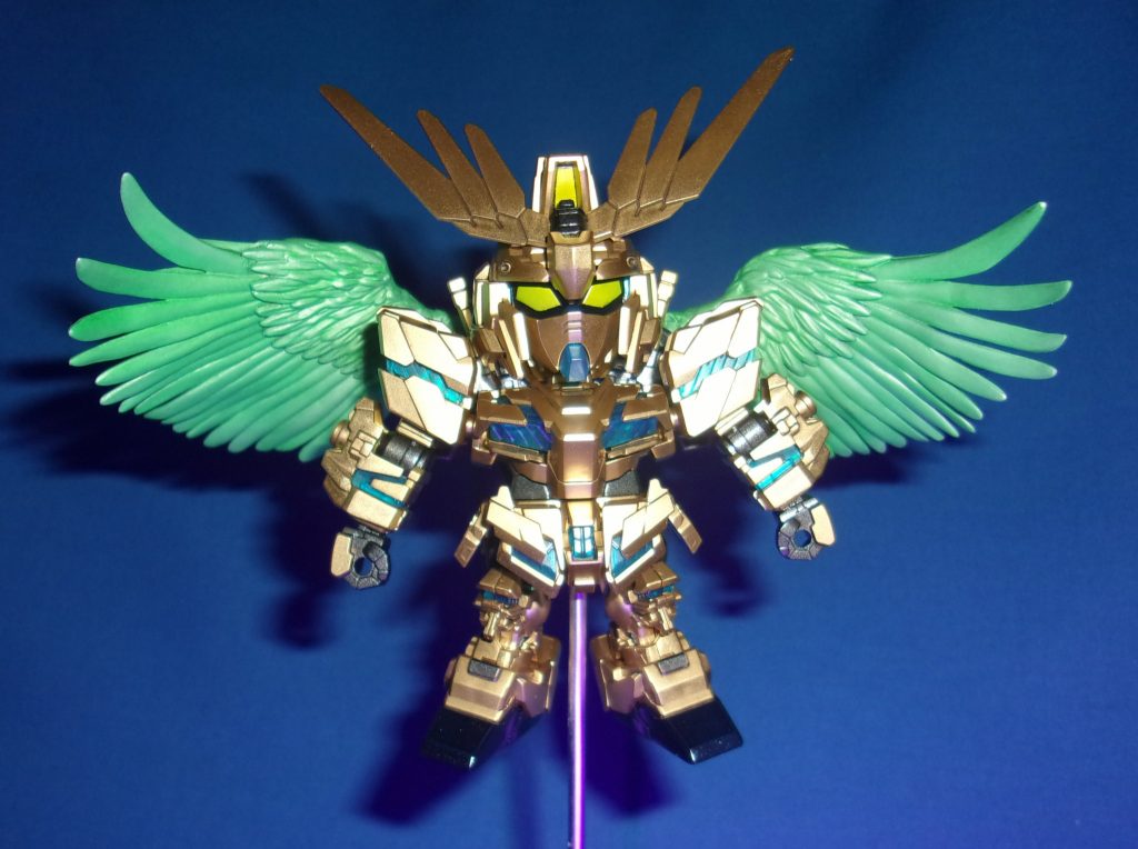 とにかくこの翼をガンプラに使ってみたかったので、フェネクスを選びました。