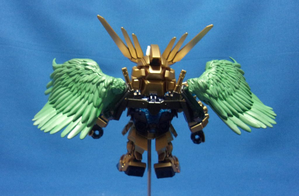 翼は兵庫県福崎町の観光協会が出している妖怪プラモシリーズの天狗から流用したものです。福崎町は日本の民俗学の父・柳田國男の出身地ということで妖怪関係にかなり力を入れています。