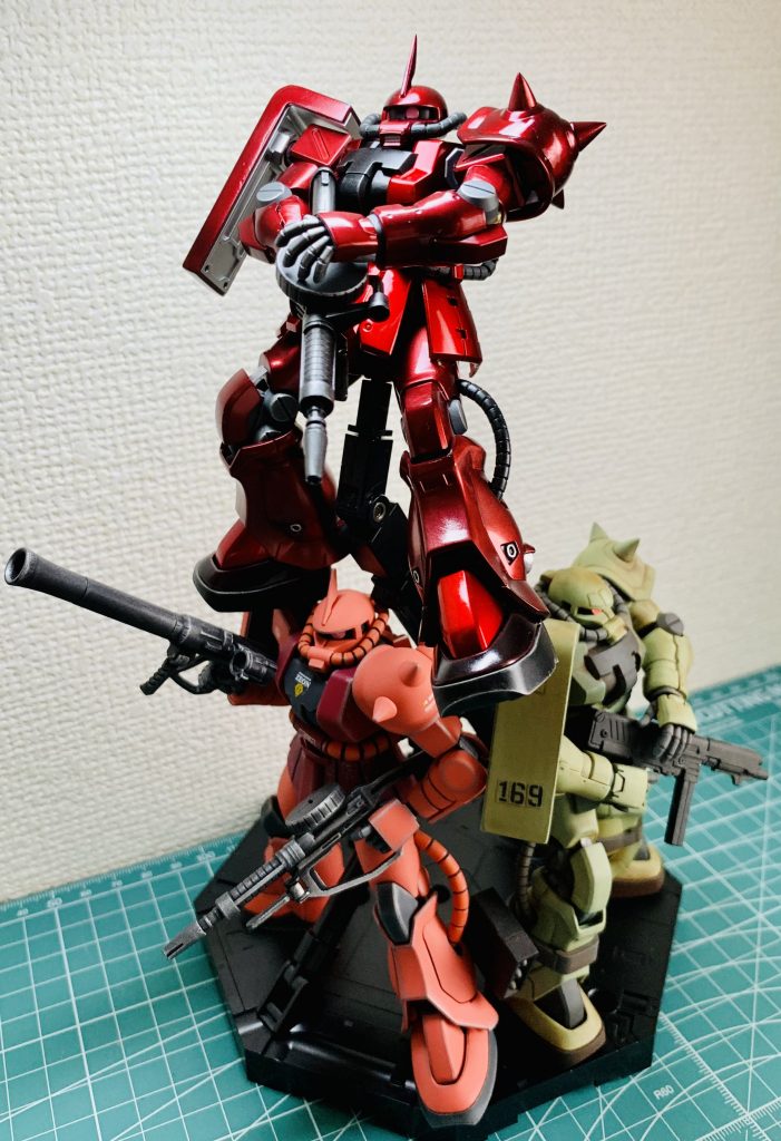 ザクは何体あっても困りませんw