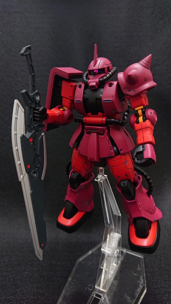 使用した塗料タミヤカラースプレー・ブラック・シルバーリーフ・ブリリアントオレンジMr.カラースプレー・ネービーブルー・シャインレッドガンダムカラースプレー・MSシャアレッド