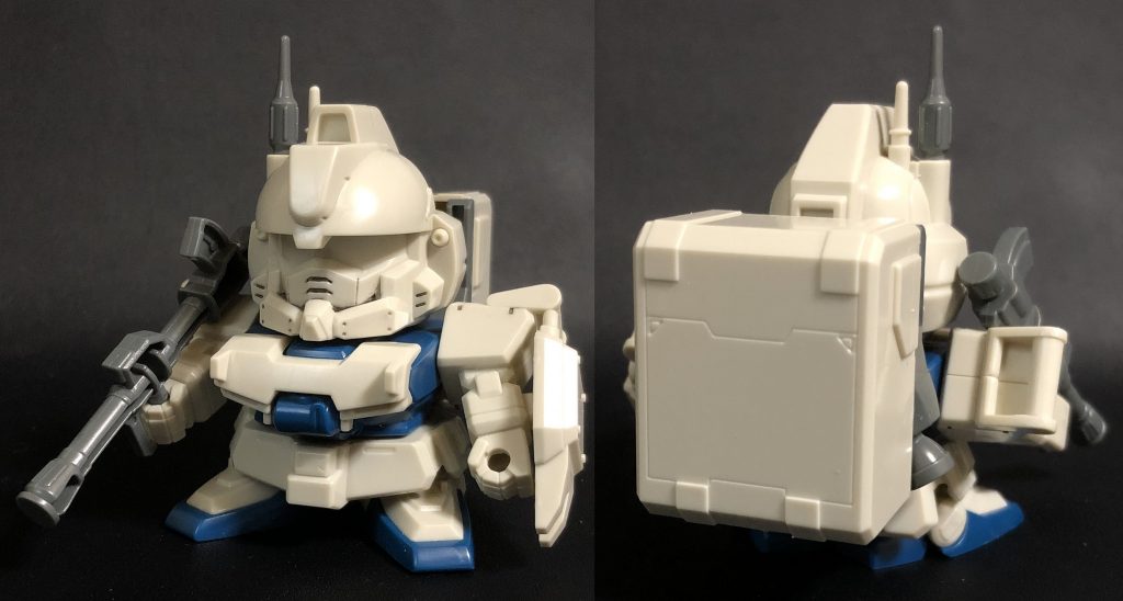 普通にEz8を素組で組んだらこんなかんじになります。Ez8としての造形は良い感じだと思いますが、今回は全く無視。