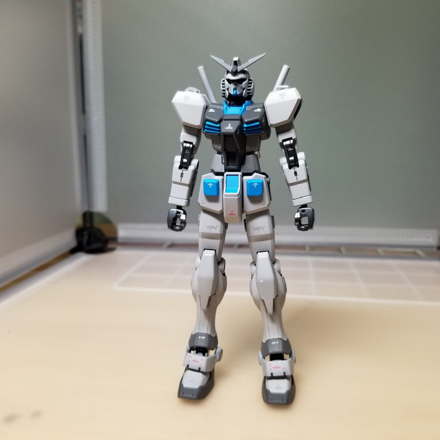 ベースガンダム 全部乗せ T U N Eさんのガンプラ作品 Gunsta ガンスタ