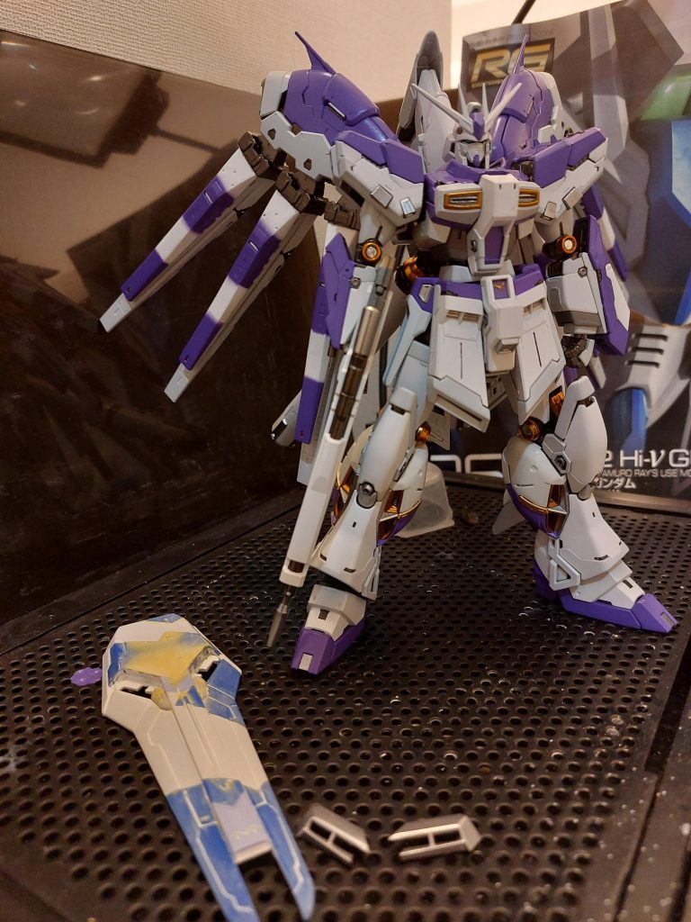 シールドとファンネルはツライチにしたり工夫しましたあくまでも模様はペイントという解釈