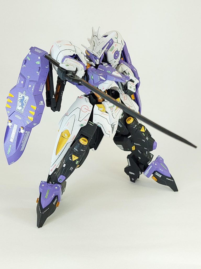 抜刀をイメージした一枚です。この機体は刀がよく似合います。