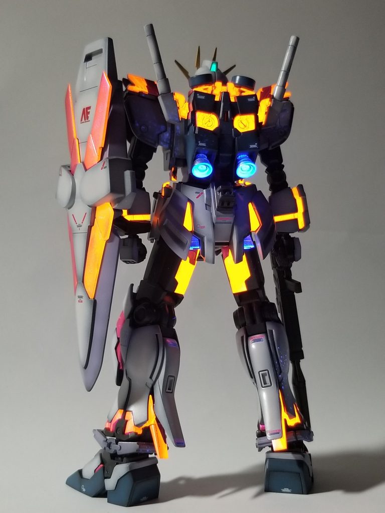 サイコフレームの光–4枚目/制作者：るりり