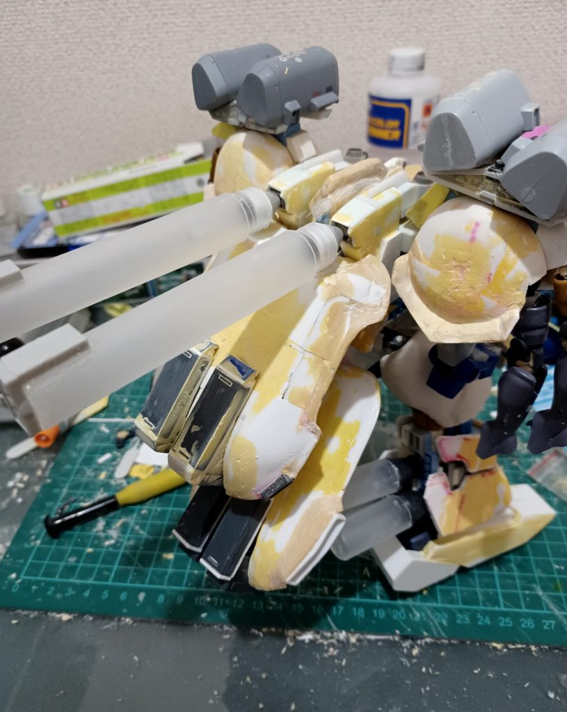 肩と脚のプロペラントタンクはセリアの携帯用のスプレー