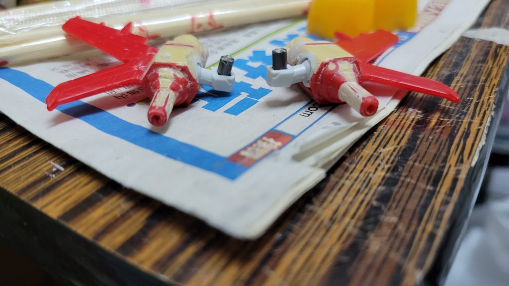 廢除了兄弟換裝改造成活動關節偷膠位置進行水晶土同混合補土複製填補做出的填補