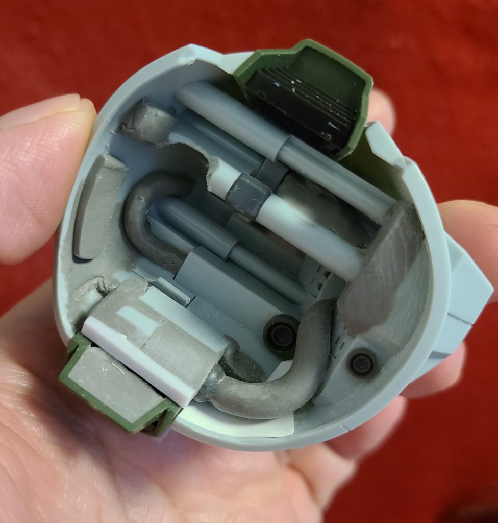 足首の可動域が広がることでハカマの内部がチラ見えすると思い、それっぽいものをでっち上げていますが、ほとんど見えません😅