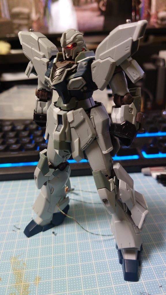 筋彫り・プラ板貼り貼り