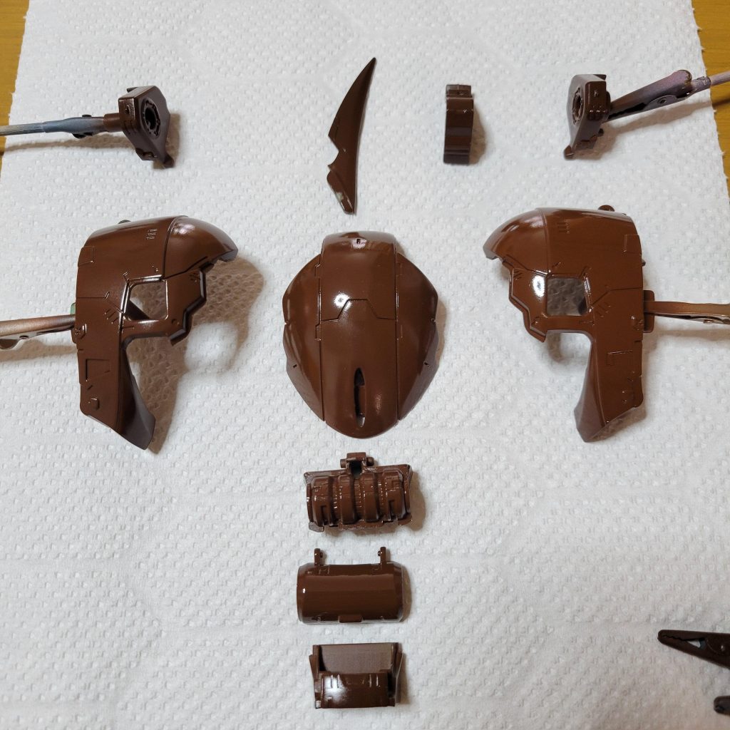 茶色下地(ここで中研ぎをしておくべきだった)