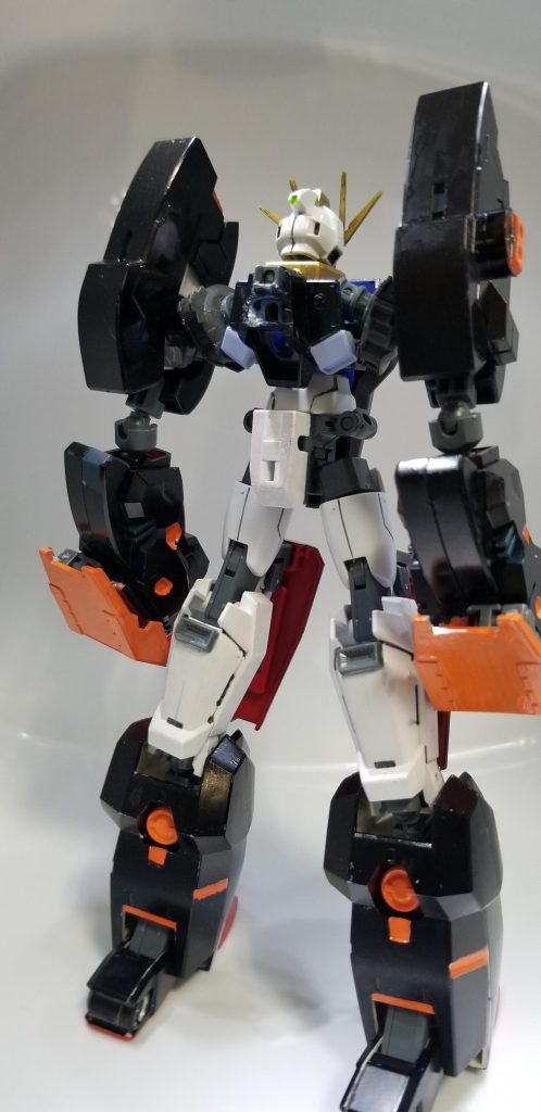 リアビュー。機体色も相まって、重厚感がある気がする。