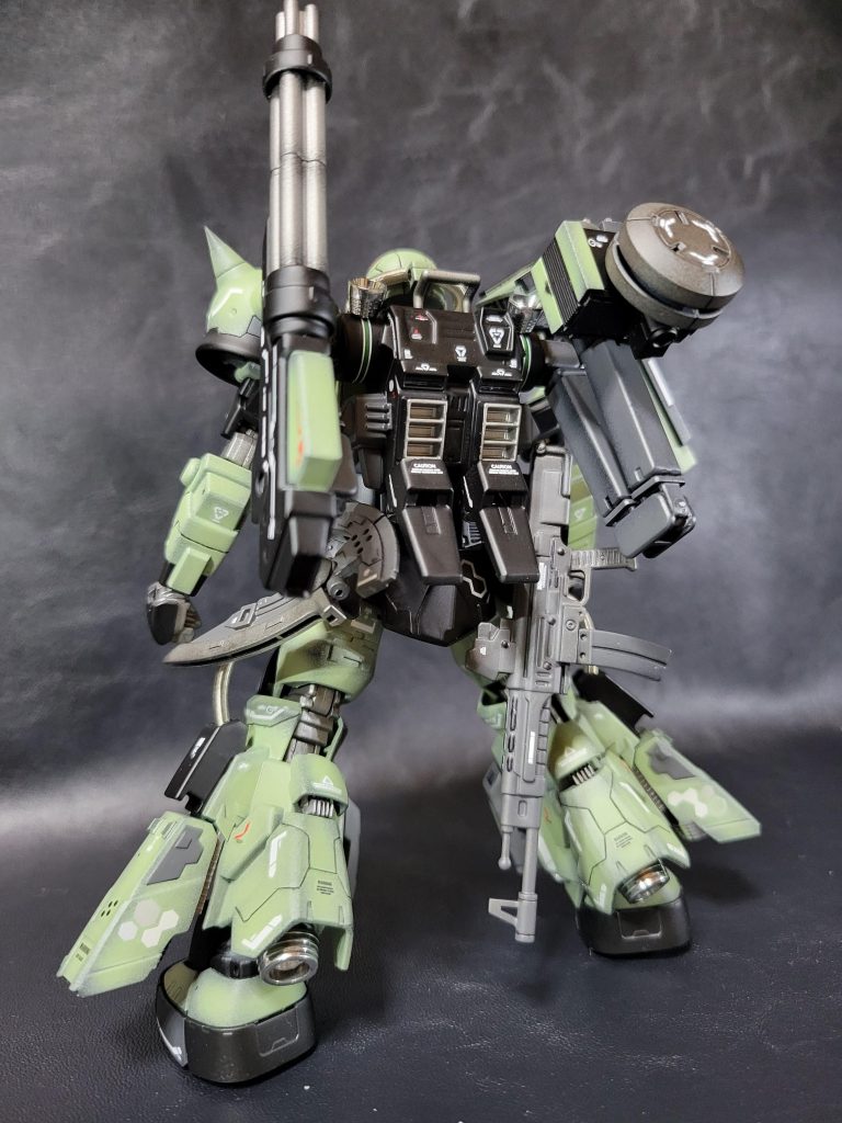 背面Rタイプの足が好きなので、そのイメージをさらに自分好みにして色々付けてみました。一番拘ったとこなので、見て頂けると嬉しいです。