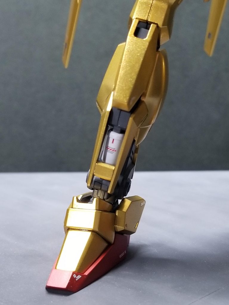 HGでこれがやりたくて作ったような物です。白いシリンダーにはロマンを感じる。