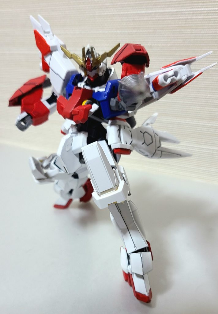 「貫け!スパイラルブリンガー!」ドリルの破壊力+ブーストの威力で大粉砕です