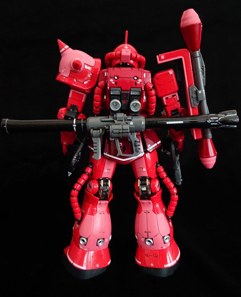 ザクの後ろ姿ってカッコいい❗バズーカがグッと来ますね。背中で語る的な。